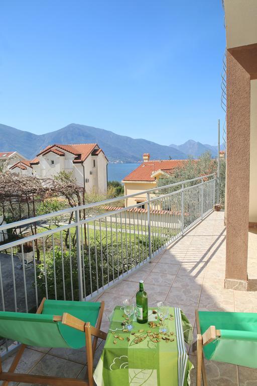 Alex Guesthouse Kotor Ngoại thất bức ảnh