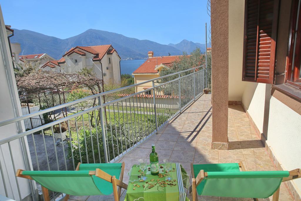 Alex Guesthouse Kotor Ngoại thất bức ảnh